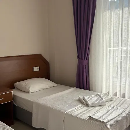 Ebru'ca B&B 셀리미예
